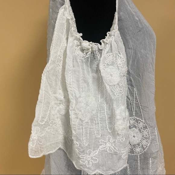 Le Marais Paris White Floral Lace Cold Shoulder Sheer Blouse Top Size XL - Picture 7 of 10